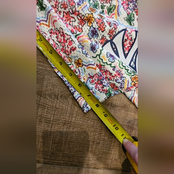 Amazing New York Yankees Flower Shorts Brand New With Tags - Picture 6 of 6